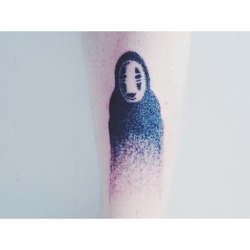 stillgoingtheme:  ///second stick n poke on myself