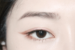 meido-cafe: Shaping your eyebrows, steps: 01 02 03 