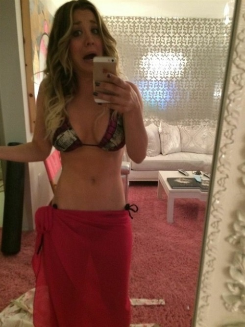 best-naked-celebrities:  Kaley Cuoco naked cell phone pics leaked