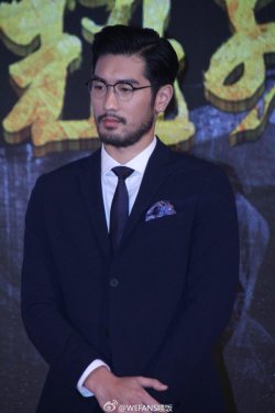 godfreygaodailys:    Photoset #2: Godfrey Gao at Zhao Zi Long Press Conference - March 30th   