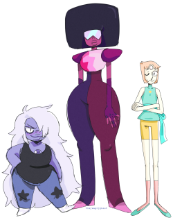 tinyangryghost:  so shiny new  the gems~