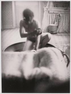 madivinecomedie: Pierre Bonnard  Marthe Bonnard au bain par Pierre Bonnard  View Post 