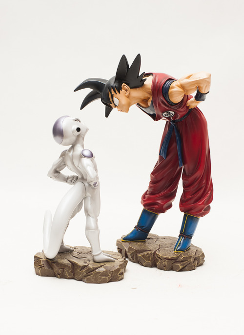 ca-tsuka:Dragon Ball Z dioramas by a spanish fan using MRC (Master Resin Collection) figures.