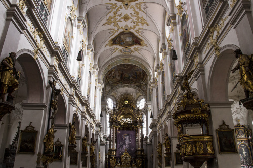 Peterskirche- Marienplatz - 