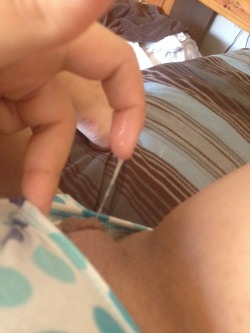 secret-submissive-little:  My wetness.