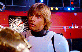 qceenmeras:Luke Skywalker in Star Wars: Episode IV - A New Hope (1977)