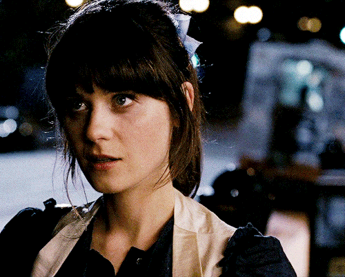 charlotte-ritchie:  Zooey Deschanel as Summer Finn in 500 Days of Summer (2009),