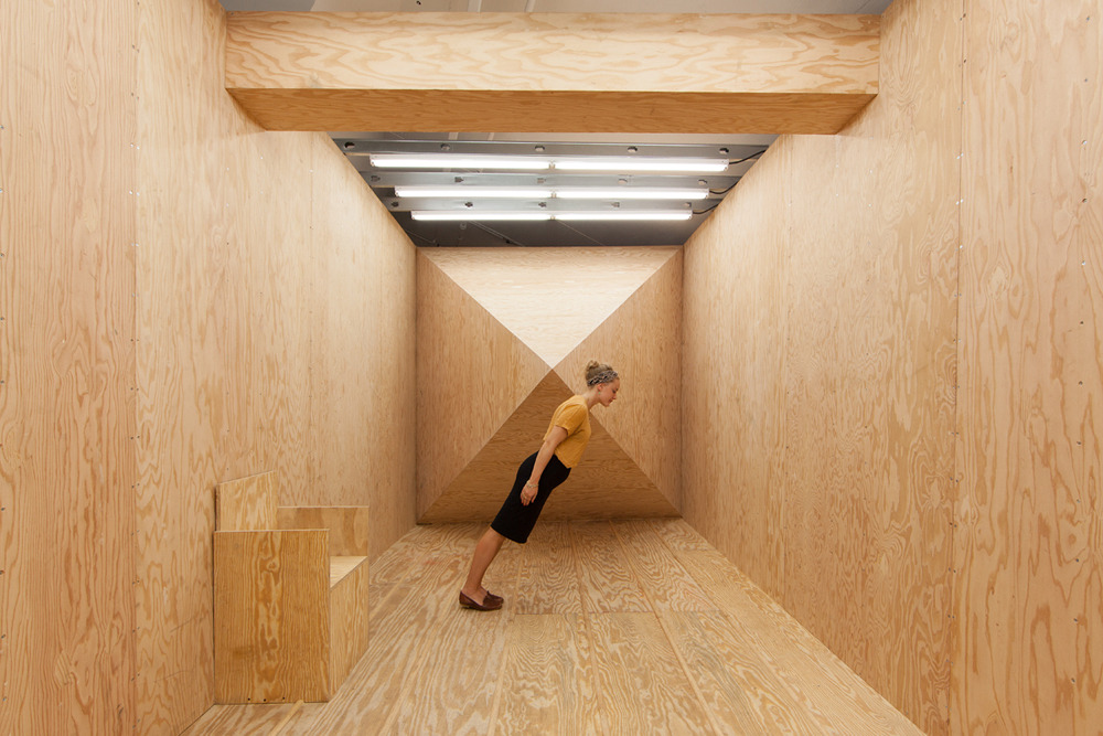 likeafieldmouse:  Julian Hoeber - Demon Hill (2010-12) &ldquo;A freestanding