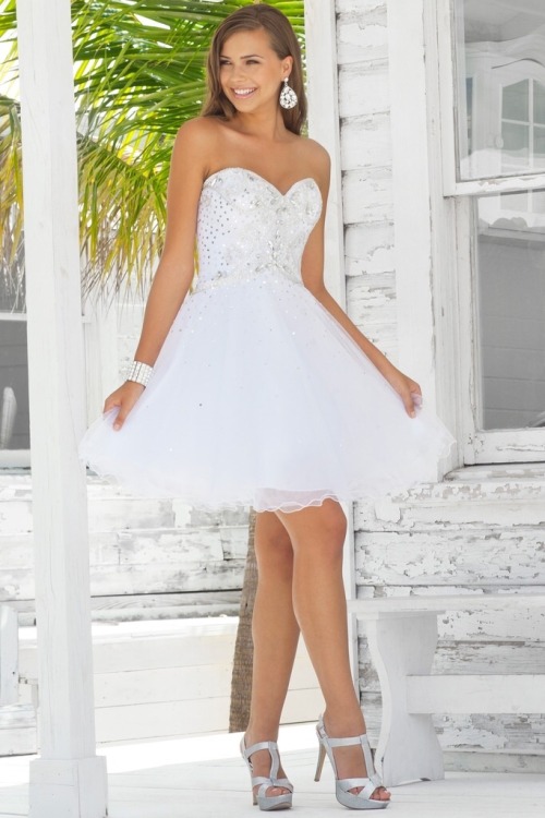 Short prom dresses under 100