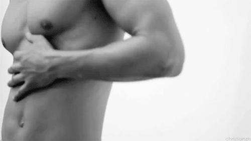 sorrygirlsisuckcock:  http://sorrygirlsisuckcock.tumblr.com/ 