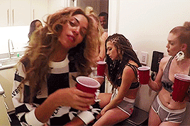  &ldquo;CLAP CLAP CLAP LIKE YOU DON’T CARE!&rdquo; Beyoncé — 7/11 
