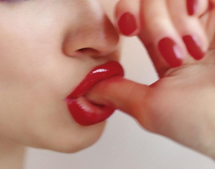 submissiveinclination:  ~my oral fixation~