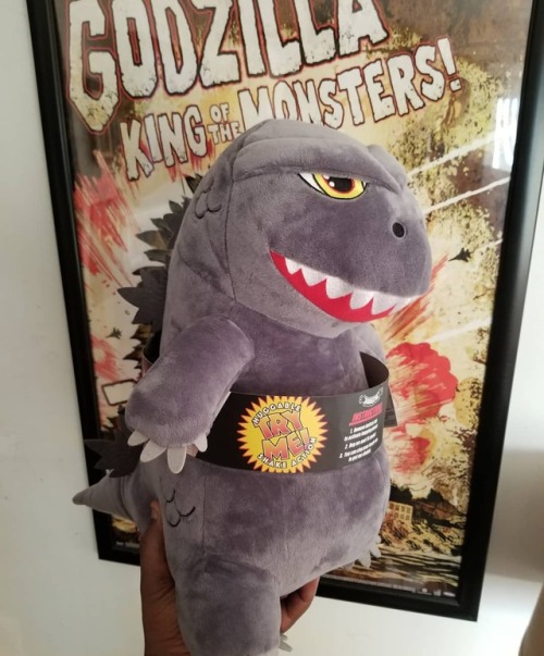 Porn Pics This huggable #Godzilla is the cutest thing!