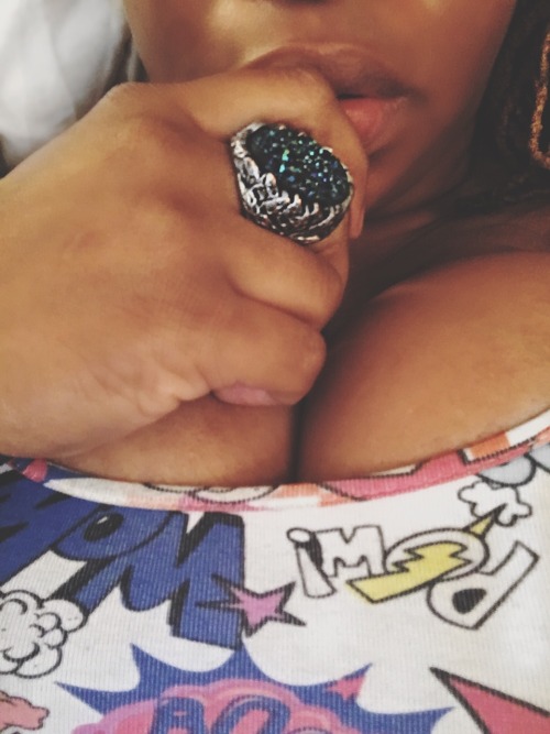 missprimproper:  Fighting crime one day at a time 💋