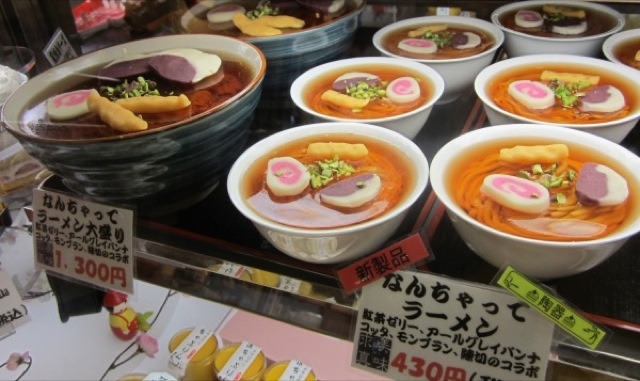 archiemcphee: Would you care for a piping hot bowl of ramen? Let’s hope not because