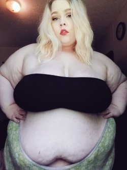 fatstonerchick: Chunky.