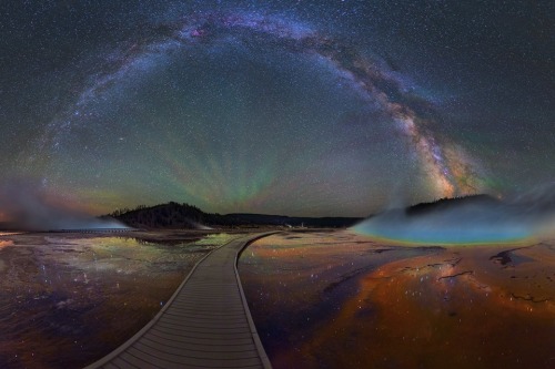 nevver:Yellowstone Milky Way Rainbows, David Lane