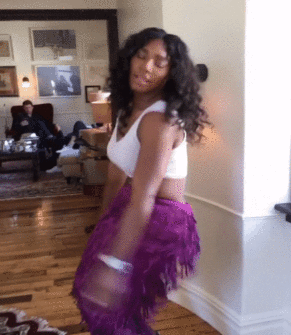 killathegawd:  Serena can’t dance for shit, but I love her.  