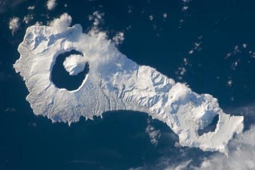 Tao Rusyr – An island within an islandThe Kuril Islands are part of one of the most volcanically act