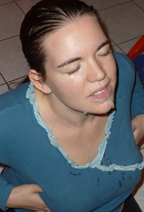 mywifeisagreatslut:  She likes cum