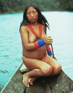 the-seraphic-book-of-eloy:  Wayana woman,