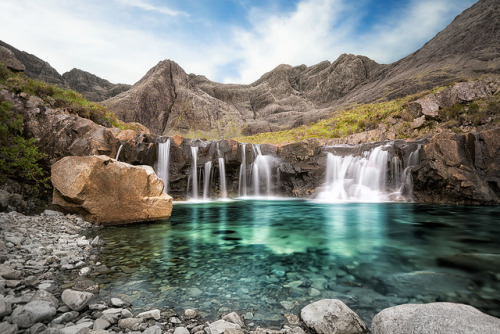 Fairy Pools by mx2-foto on Flickr.