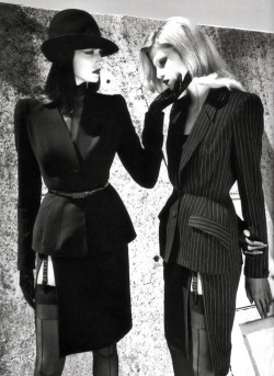 resurrectionvintageusa:  Thierry Mugler suiting