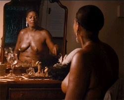 chillimansnudeandhotstars:Queen Latifah