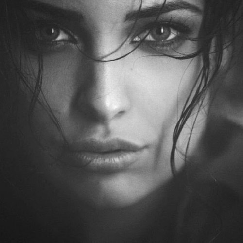 https://amazinggirlsphotos.tumblr.com/post/154646645986