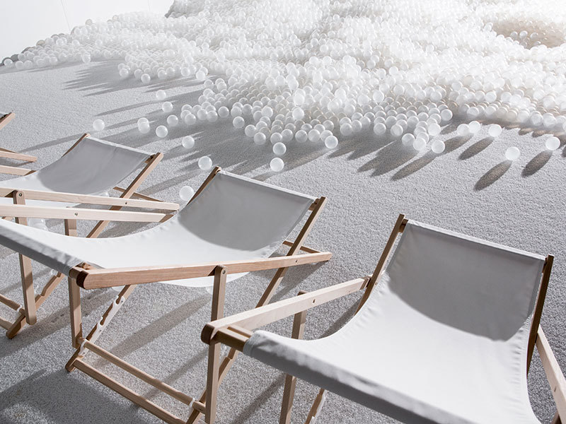wnq-writers:  culturenlifestyle:A 10,000 Square Foot Ball Pit Located Within Museum
