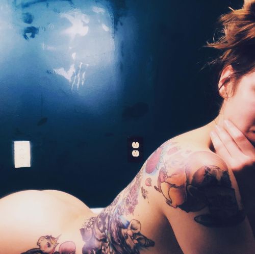 Porn Pics stripper-locker-room:  https://www.instagram.com/babydoll6992/