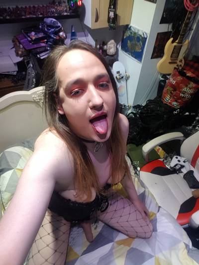 severechaosqueen:Wana come for a ride 