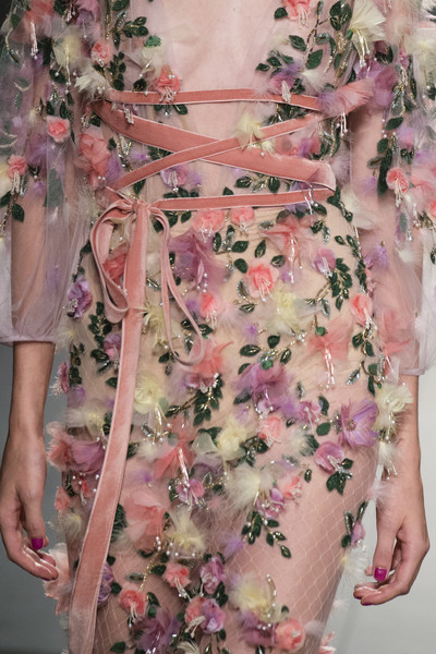 modely-way:Marchesa S/S 2018 Ready-to-Wear details.