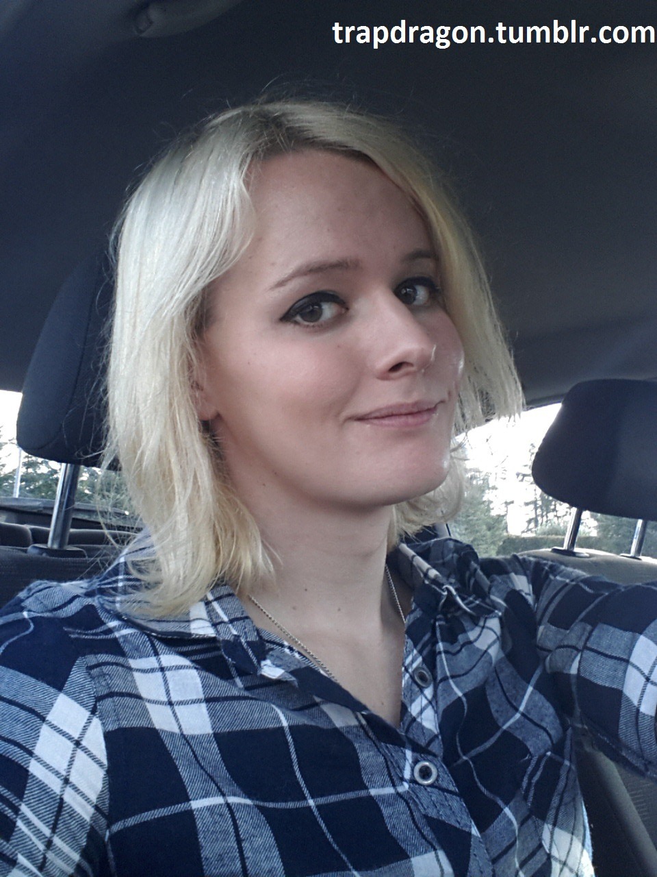trapdragon:  On the way for some retail therapy! :D And more hair dye! (Sh*t - that’s