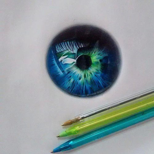 XXX traumachu:  *draws single perfect anime eye photo