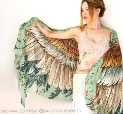 mymodernmetselects:  With spring fast approaching, it’s the perfect time to incorporate lightweight scarves back into your wardrobe. Shovava has a fantastic selection of silk accessories inspired by winged creatures. Evoking a carefree feeling, these