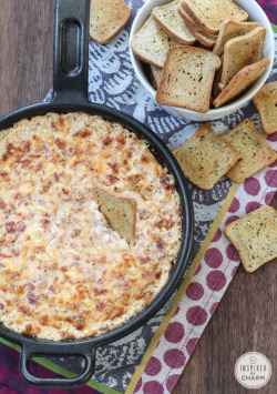 omg-yumtastic:  (Via: hoardingrecipes.tumblr.com) Skillet Reuben Dip - Get this recipe and more http://bit.do/dGsN  Ooooooh