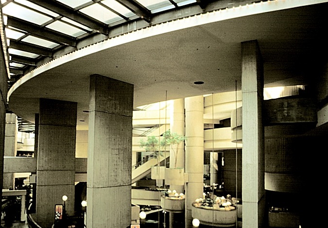 brutalistinteriors:  Renaissance Center, Detroit. (1973-77)