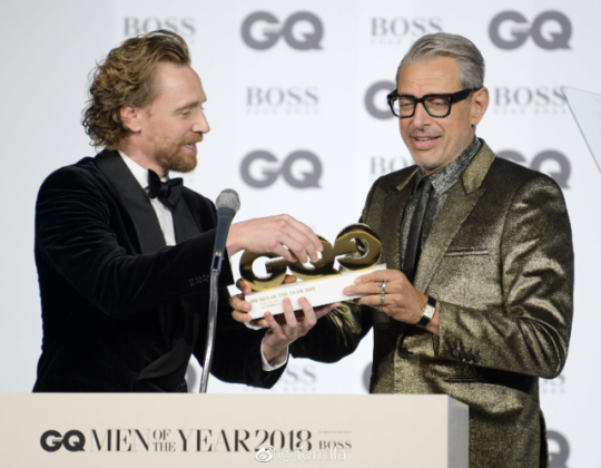 unreal-entity:  hiddlesblue: Tom Hiddleston delivering the award to Jeff Goldblum. GQ Men of The Year 2018  9/5/2018  Oh Gosh, you beautiful man…