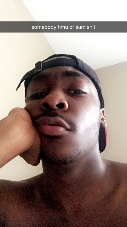 trvllniggabait2:  Snapchat & Instagram: deme.tris