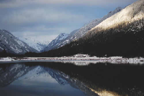 Keechelus Lake by Steven Leonti on Flickr.