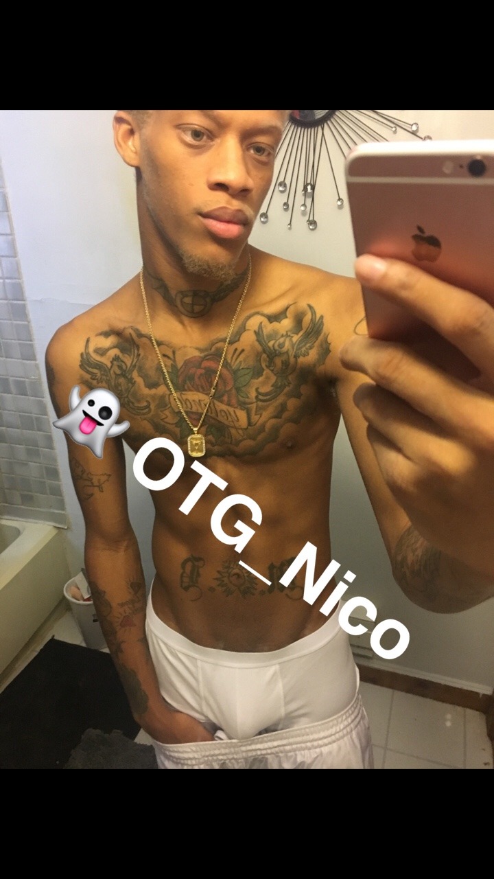 markowms:  Add these sexy guys on Snapchat 👍🏽💪🏽   FOLLOW @Mark0_P0l0