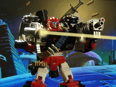 thedailyfigure:  orion-neos:  figuretime:  aeonmagnus:  Animated GIFs by OptimusTimelord.