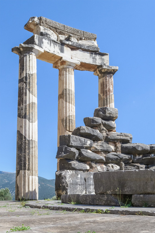 The Temple of Athena Pronaia, Delphi, GreeceDelphi | Ancient ruins