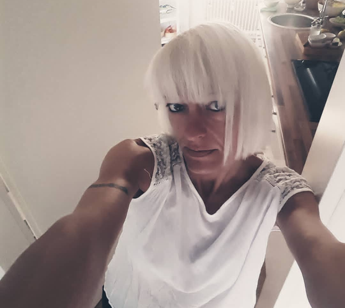 hornyster:HORNY 