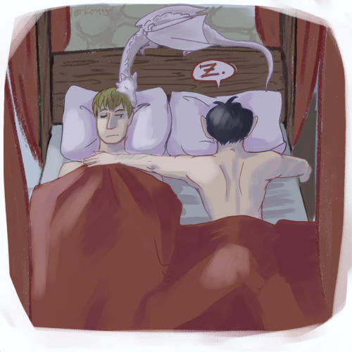 deheerkonijn:Headcanon that Aithusa shares the bed with Merlin and Arthur until she becomes too big 