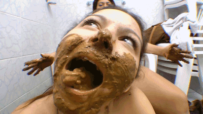 fimdetardedeverao:  letsdirtyminded:  Delicious Shit  in the first gif she has her teeth COMPLETELY brown, and in the second gif, they’re almost clean. This is why eating scat is actually beautiful :’)