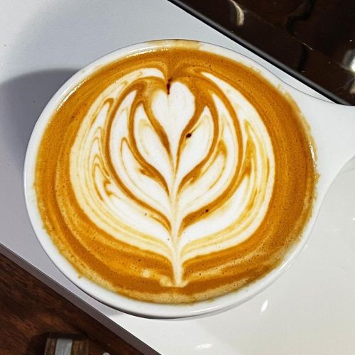 ☕️ @kalonasupernatural #latteart #art #coffee #freepour #slick #smooth #instagood #fyp #foryou #b