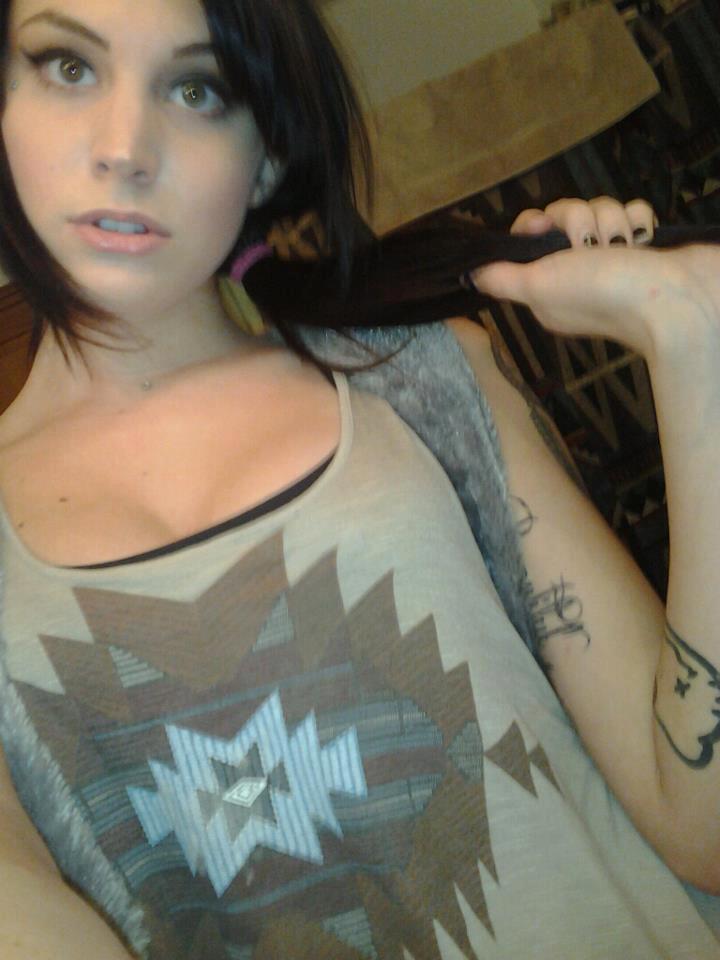 superdupasexyshemales:  kendra monroe 19, the most beautiful ts girl in the world…..