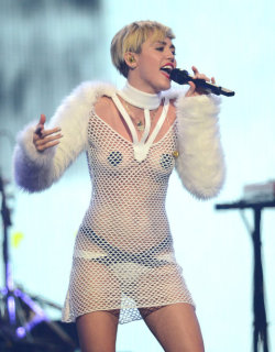 Miley from I-heart music festival here in Vegas  FOW